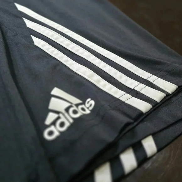 Adidas Tiro Training Shorts - Your Next Workout Essential Mens Medium - Picture 8 of 9